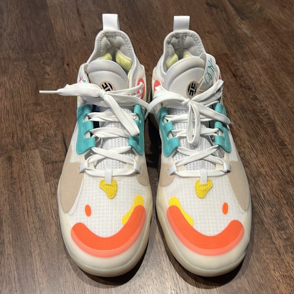 James Harden FUTURENATURAL volume 5 / chapter 1 / creator basketball shoes